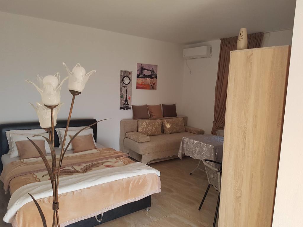 Apartments Stuart Утьеха Экстерьер фото