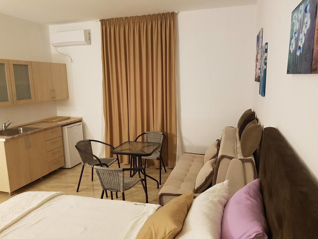 Apartments Stuart Утьеха Экстерьер фото