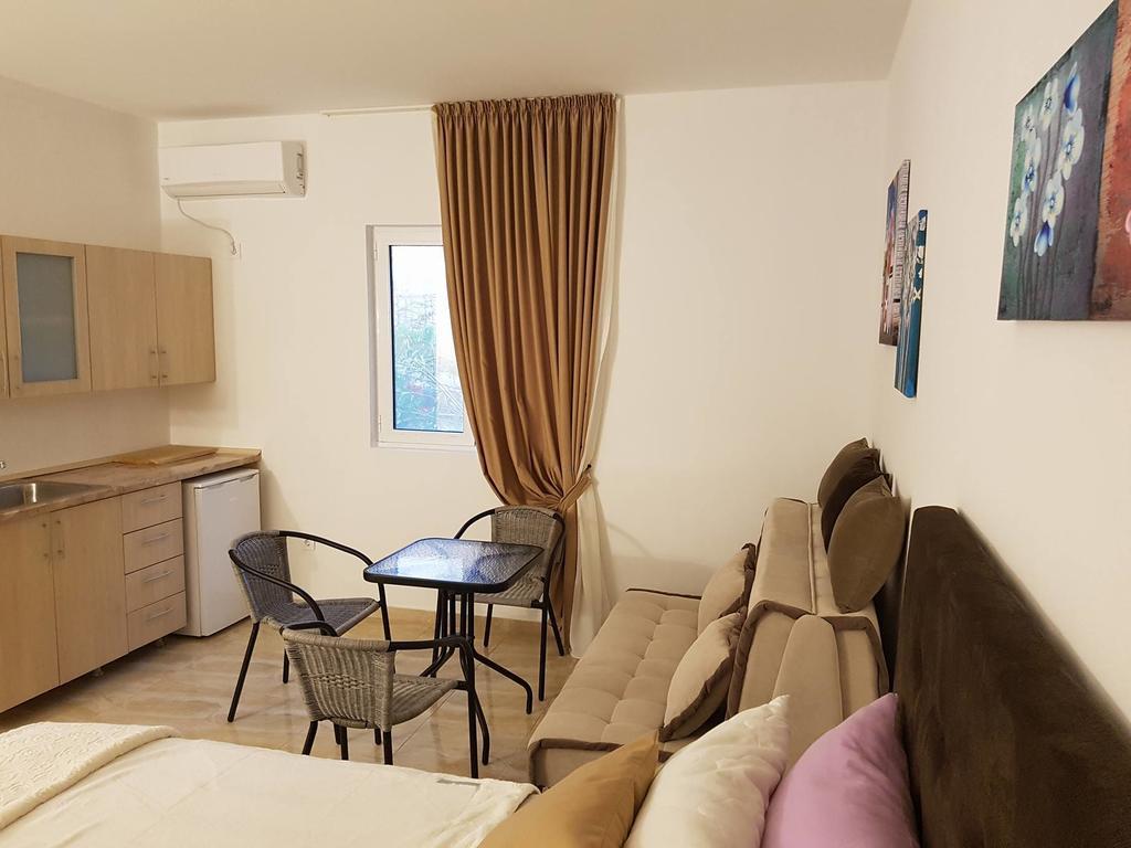 Apartments Stuart Утьеха Экстерьер фото